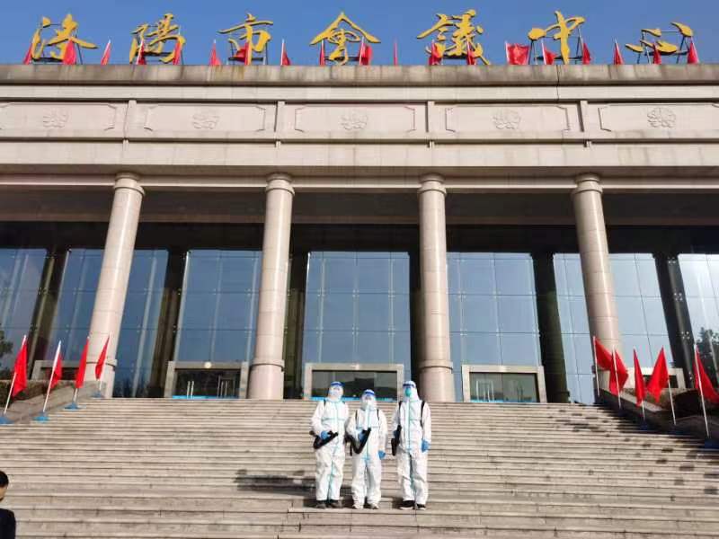 瑞雪為洛陽市政協(xié)十四屆一中全會(huì)保駕護(hù)航(圖1) ea92baffcd298a2fccfe797f9726a25.jpg